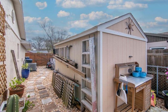 17604 FALLOWFIELD DRIVE, Lutz, FL 33549