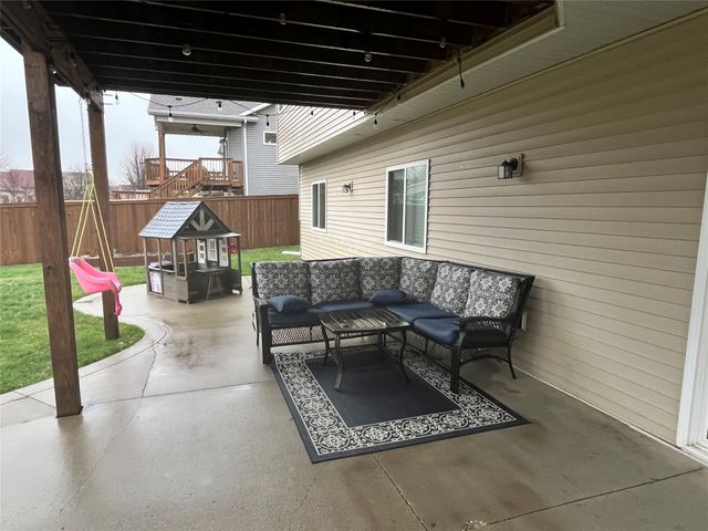 903 NW Ridge Road, Ankeny, IA 50023