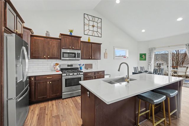 903 NW Ridge Road, Ankeny, IA 50023