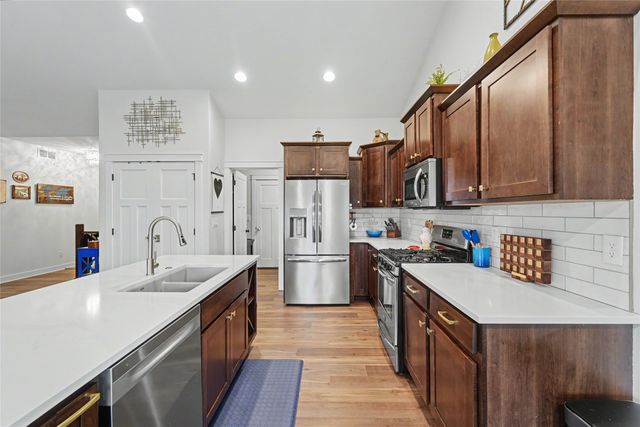 903 NW Ridge Road, Ankeny, IA 50023