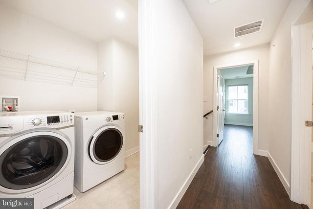 131 MULBERRY DR, Malvern, PA 19355