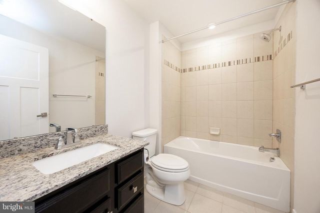 131 MULBERRY DR, Malvern, PA 19355