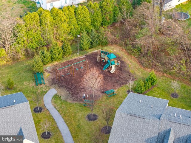 131 MULBERRY DR, Malvern, PA 19355