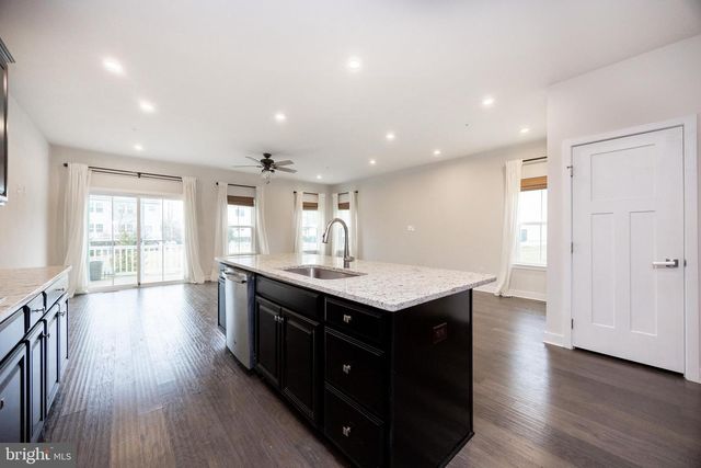 131 MULBERRY DR, Malvern, PA 19355