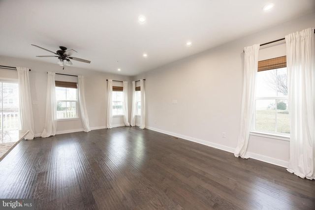 131 MULBERRY DR, Malvern, PA 19355