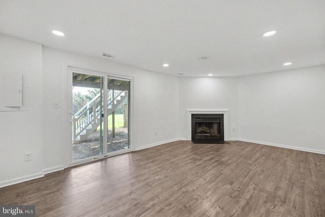 13803 LAURA RATCLIFF CT, Centreville, VA 20121