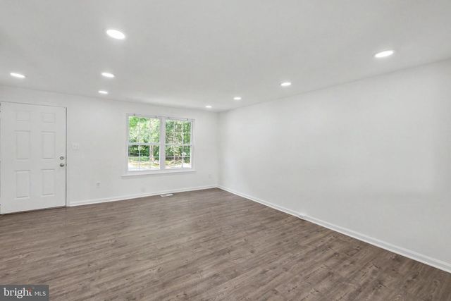 13803 LAURA RATCLIFF CT, Centreville, VA 20121
