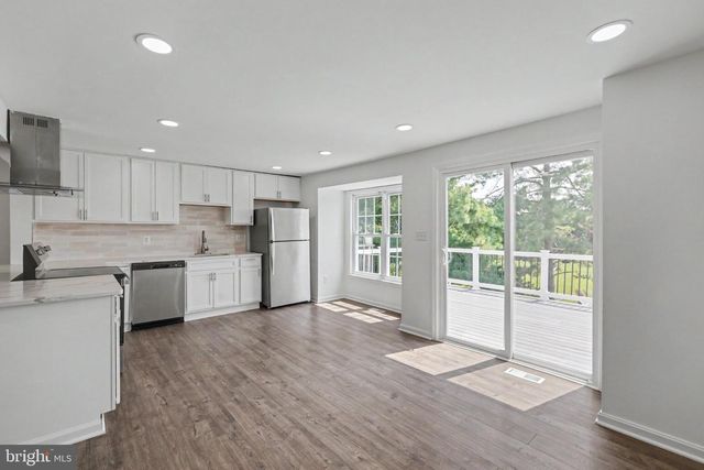 13803 LAURA RATCLIFF CT, Centreville, VA 20121