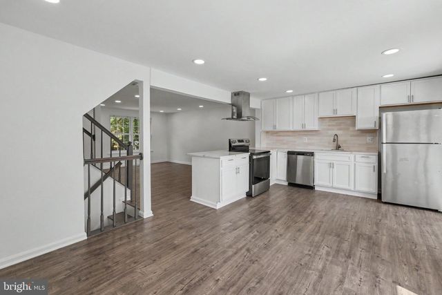 13803 LAURA RATCLIFF CT, Centreville, VA 20121