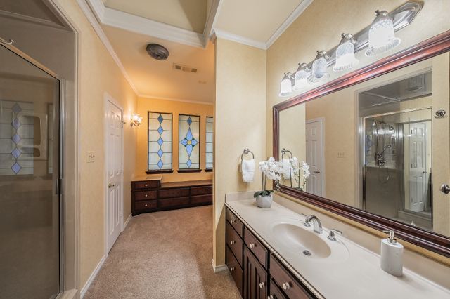 2908 Oak Trail Court, Dalworthington Gardens, TX 76016