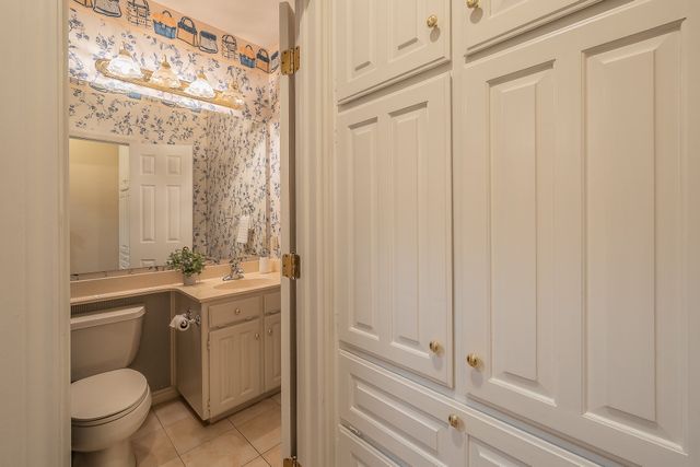 2908 Oak Trail Court, Dalworthington Gardens, TX 76016