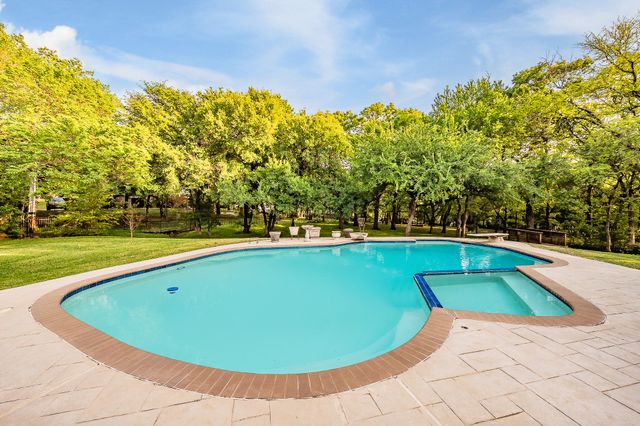 2908 Oak Trail Court, Dalworthington Gardens, TX 76016