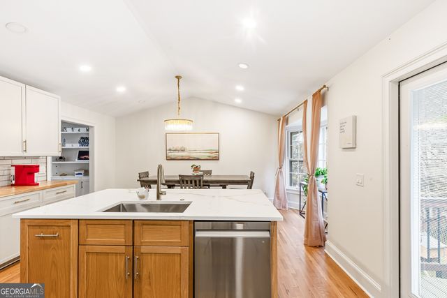 3890 Jim Owens Road NW, Kennesaw, GA 30152