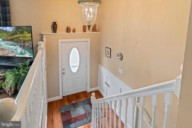 407 IVYSTONE LANE, Cinnaminson, NJ 08077