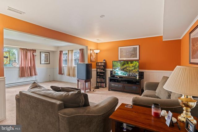 407 IVYSTONE LANE, Cinnaminson, NJ 08077
