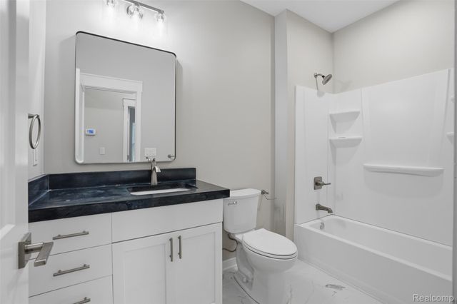 6320 Birch Meadows Lane, Handy Township, MI 48836