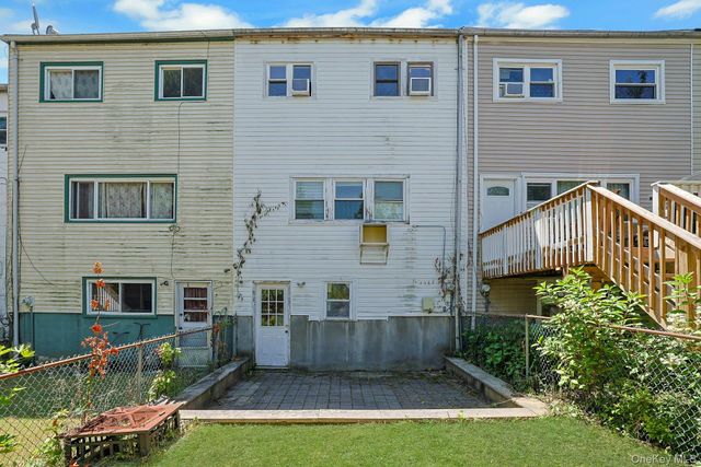 12 Farley Drive, West Haverstraw, NY 10993