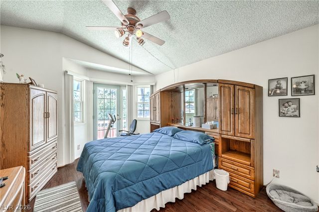 3901 Courtside Lane, Las Vegas, NV 89108