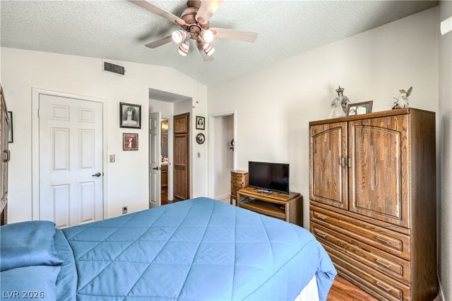 3901 Courtside Lane, Las Vegas, NV 89108