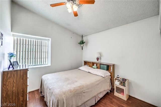 3901 Courtside Lane, Las Vegas, NV 89108