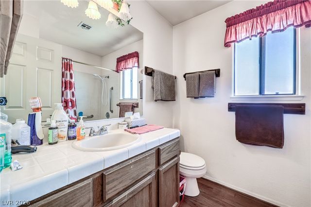 3901 Courtside Lane, Las Vegas, NV 89108
