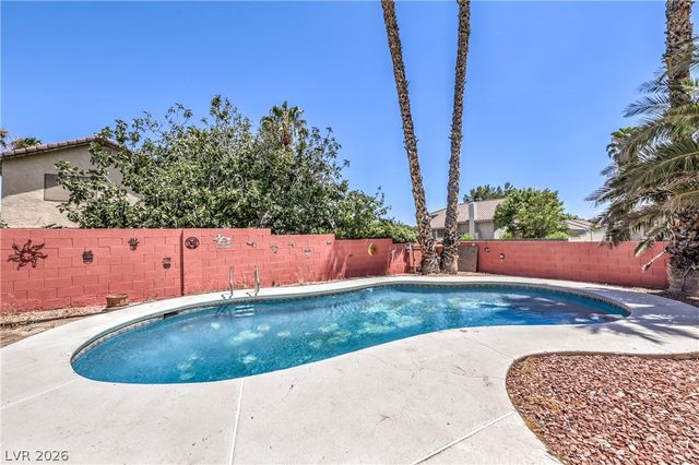 3901 Courtside Lane, Las Vegas, NV 89108