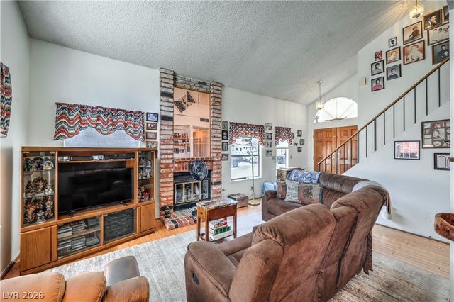 3901 Courtside Lane, Las Vegas, NV 89108