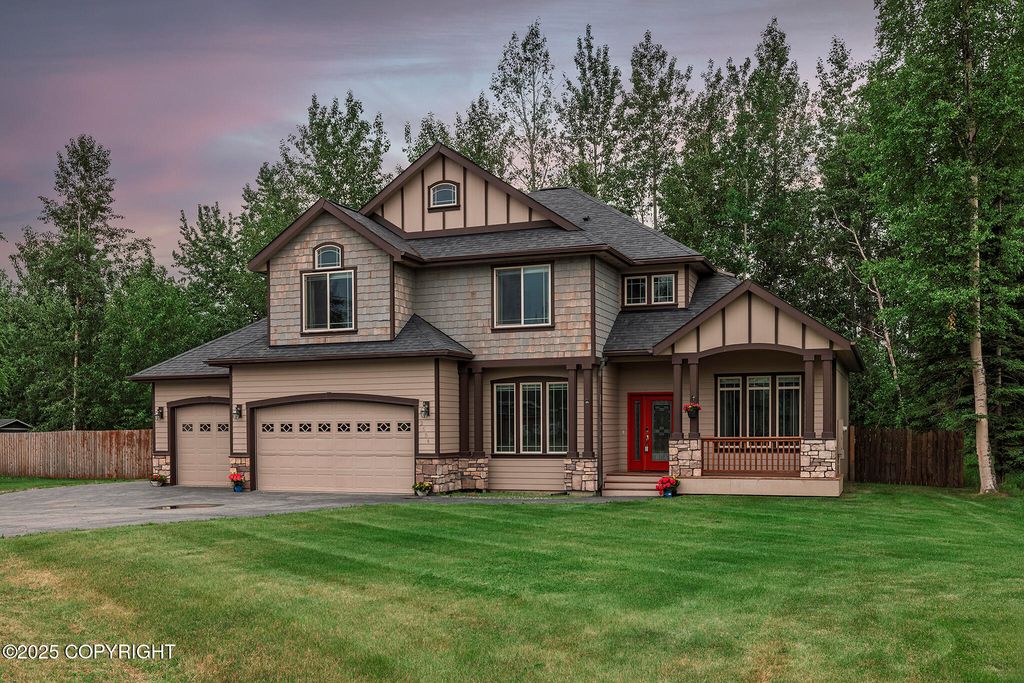 2654 S Prance Circle, Wasilla, AK 99654