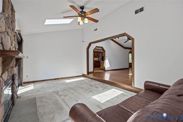 12705 Middlebrook Rd, Chester, VA 23831