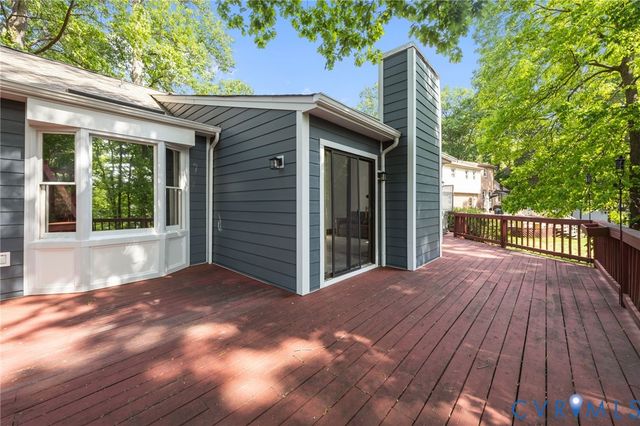12705 Middlebrook Rd, Chester, VA 23831