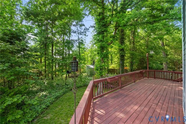 12705 Middlebrook Rd, Chester, VA 23831
