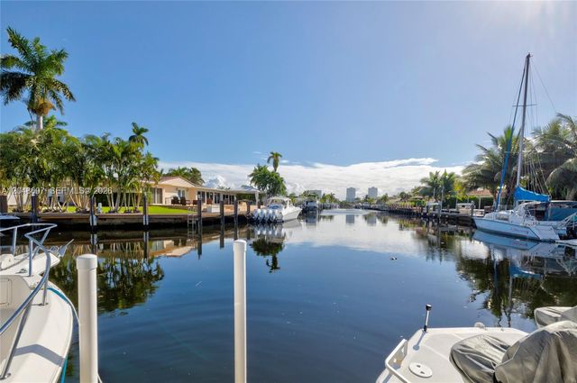 2201 SE 9th Street 108, Pompano Beach, FL 33062