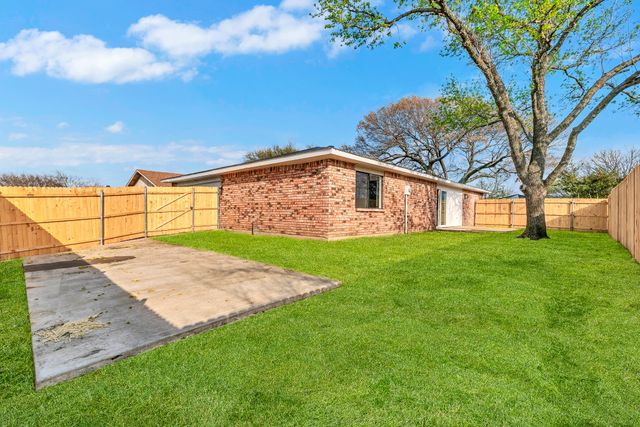 9131 High Plain Lane, Dallas, TX 75249