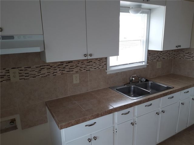 2801 Lawnview St, Corpus Christi, TX 78404