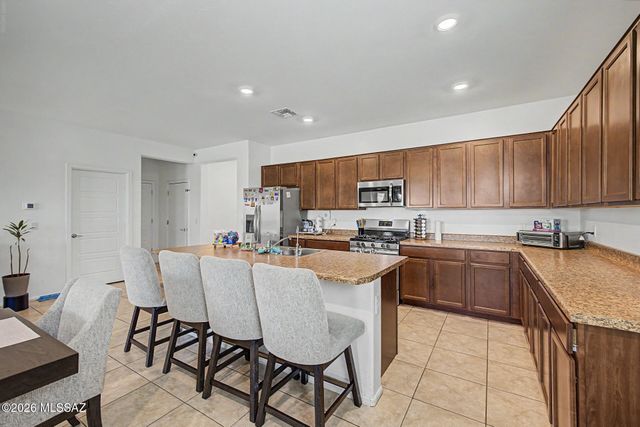 4981 E Wash Overlook Drive, Tucson, AZ 85706