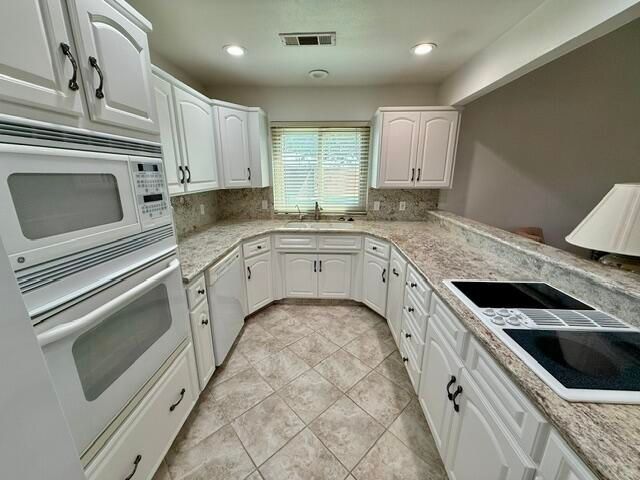 2610 E Tulare Avenue, Visalia, CA 93292