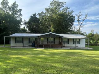 7697 Eddins Rd, Dothan, AL 36301