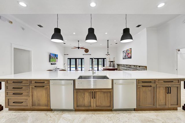 2386 Sunderland Avenue Avenue, Wellington, FL 33414