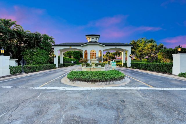 2386 Sunderland Avenue Avenue, Wellington, FL 33414