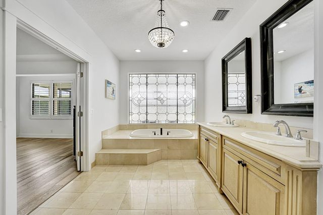 2386 Sunderland Avenue Avenue, Wellington, FL 33414