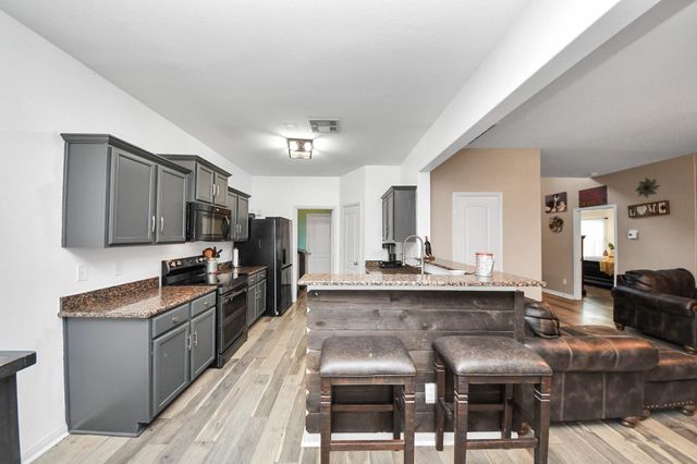 415 Hawks View Drive, La Marque, TX 77568