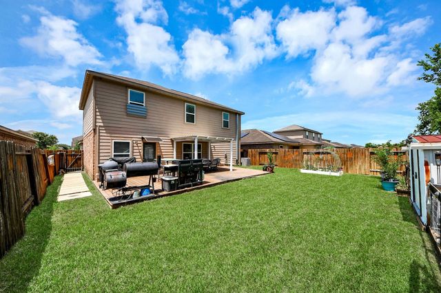 415 Hawks View Drive, La Marque, TX 77568