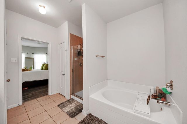 415 Hawks View Drive, La Marque, TX 77568