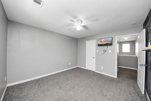 415 Hawks View Drive, La Marque, TX 77568