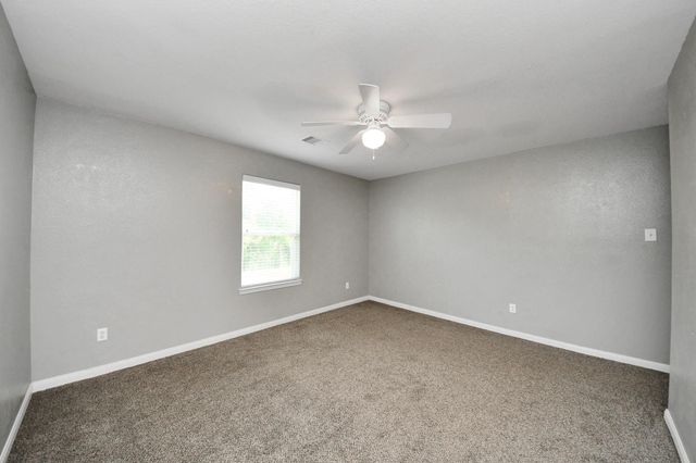 415 Hawks View Drive, La Marque, TX 77568