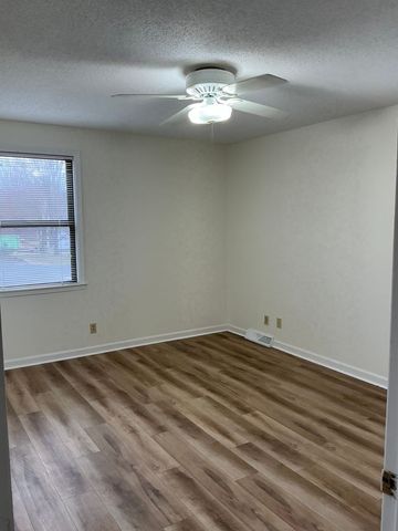 476 Georgetown Rd, Clarksville, TN 37043