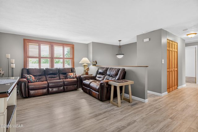 768 Mariclaire Avenue, Vandalia, OH 45377