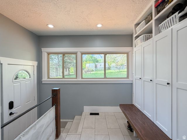 684 E 2650 N, North Ogden, UT 84414
