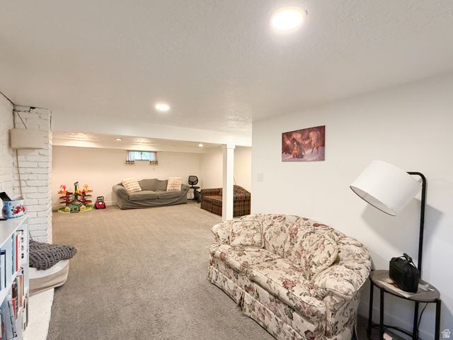 684 E 2650 N, North Ogden, UT 84414