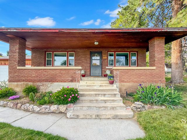 684 E 2650 N, North Ogden, UT 84414